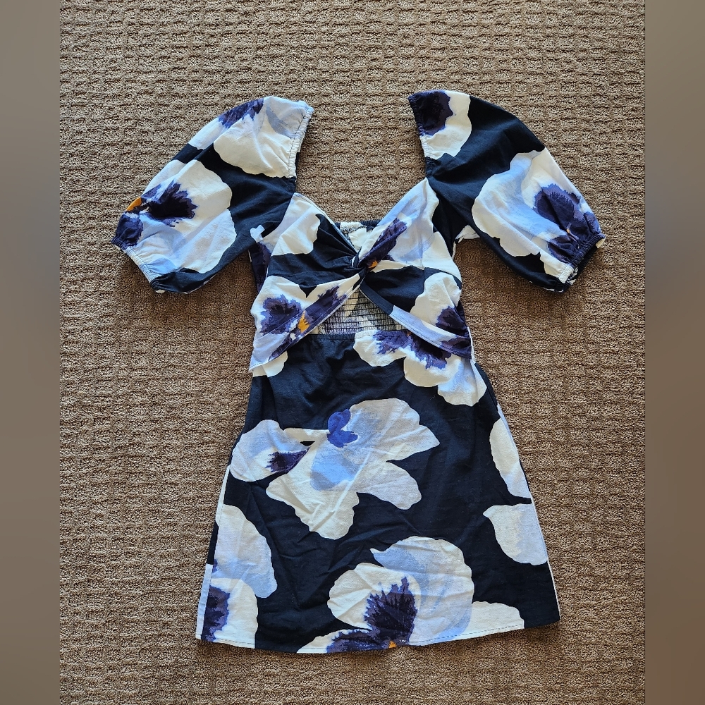 H&M puff sleeve mini floral dress